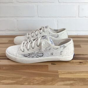 Keds Ecru Shoes Sneekers Lace Pattern New In The Box